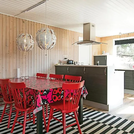 Holiday home Cozy In Aakirkeby With Wifi *